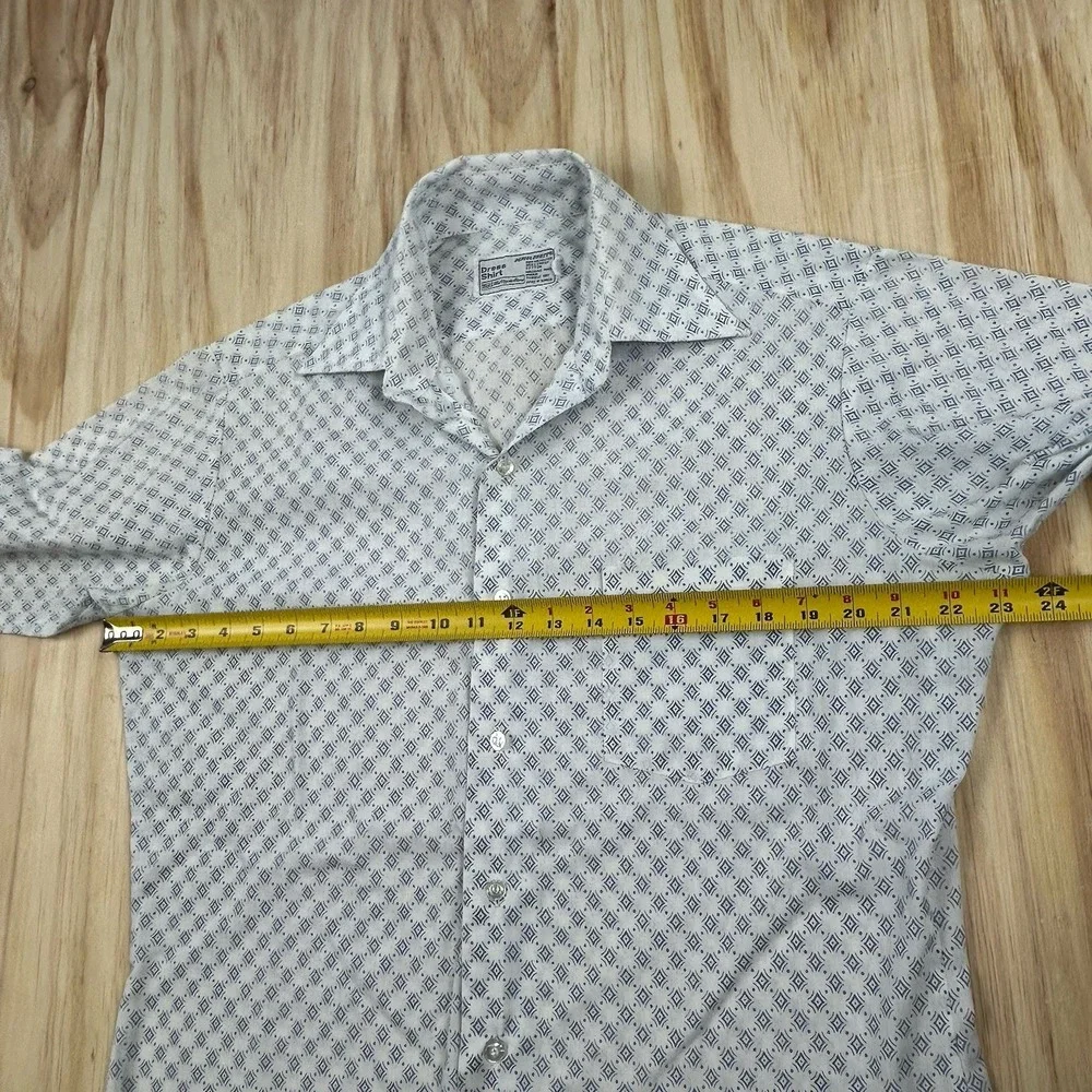 True Vintage Men's Pattern Geo Long Sleeve Button Shirt Size 15.5 Disco Medium